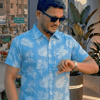Casual summer half sleeve printed shirt.