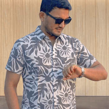 Casual summer half sleeve printed shirt.